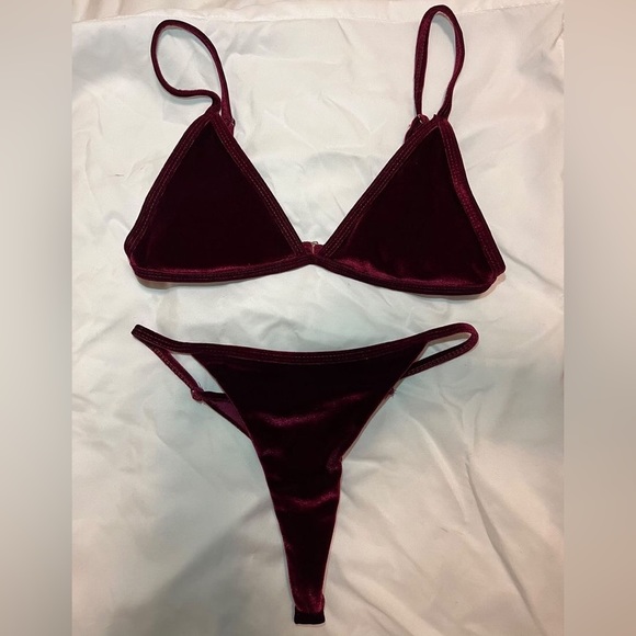 Cami Velvet String Thong Bikini Set - Burgundy - Picture 4 of 10